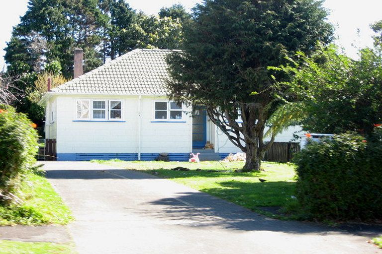 Photo of property in 25 Plympton Street, Brooklands, New Plymouth, 4310