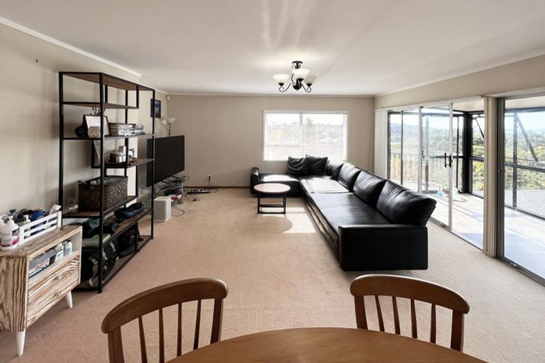 Photo of property in 33 Sartors Avenue, Northcross, Auckland, 0630