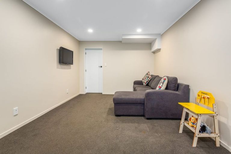 Photo of property in 68 Spinnaker Drive, Whitby, Porirua, 5024
