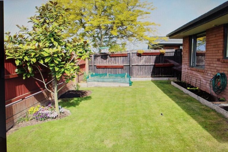 Photo of property in 58 Broadhaven Avenue, Parklands, Christchurch, 8083