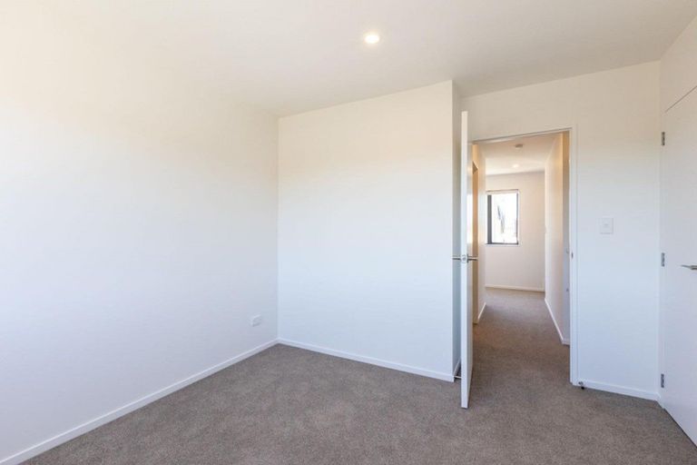 Photo of property in 3/122 Pooks Road, Ranui, Auckland, 0612