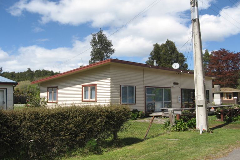 Photo of property in 18a Tamatea Street, Rotoiti Forest, Rotorua, 3074