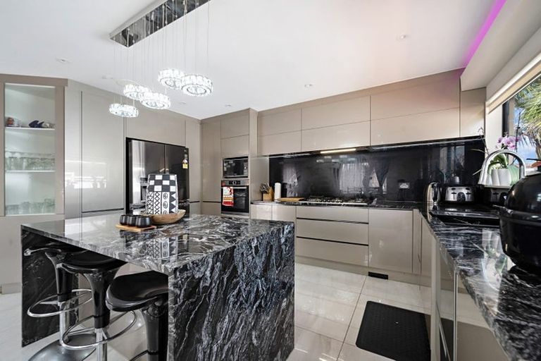 Photo of property in 31a Coniston Avenue, Te Atatu South, Auckland, 0610