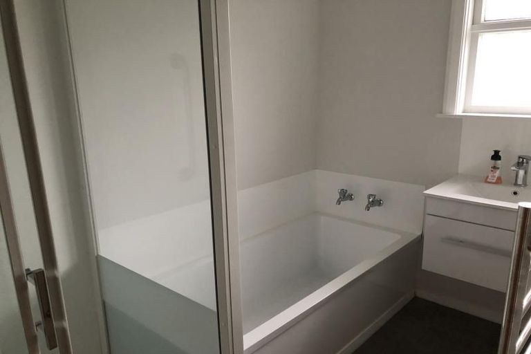 Photo of property in 88 Wainuiomata Road, Wainuiomata, Lower Hutt, 5014