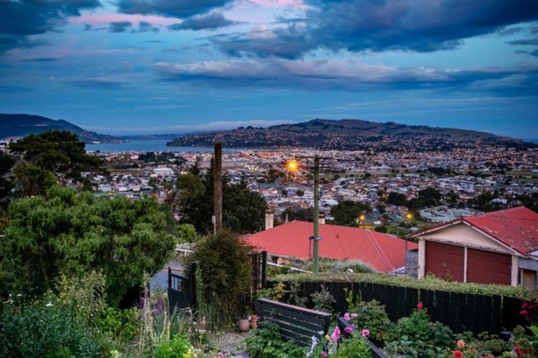 Photo of property in 1 Ryehill Street, Calton Hill, Dunedin, 9012