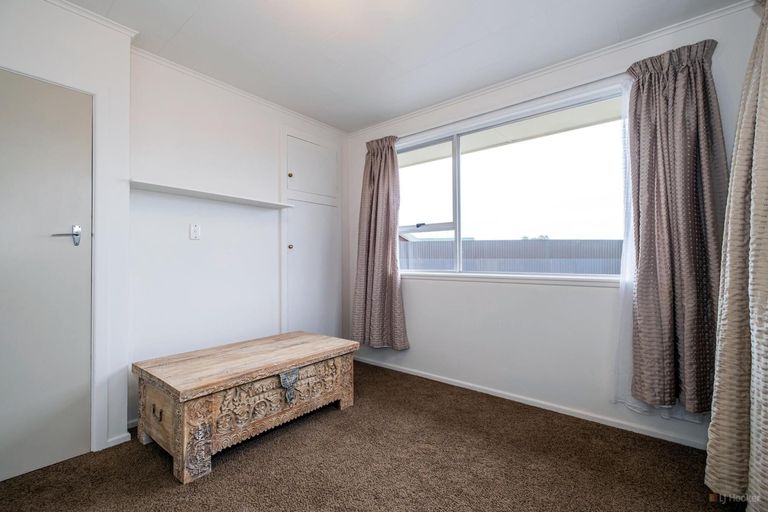 Photo of property in 39 Queen Street, Pareora, 7912