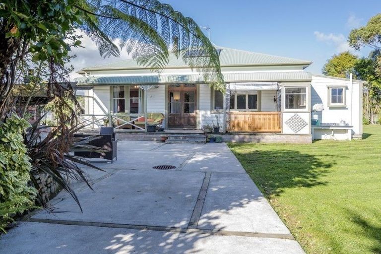 Photo of property in 217 Muhunoa Road West, Ohau, Levin, 5570
