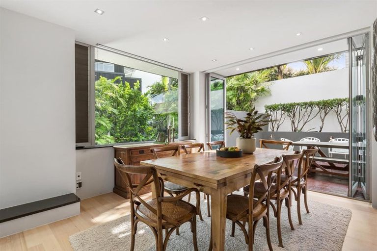 Photo of property in 22b Beach Road, Castor Bay, Auckland, 0620