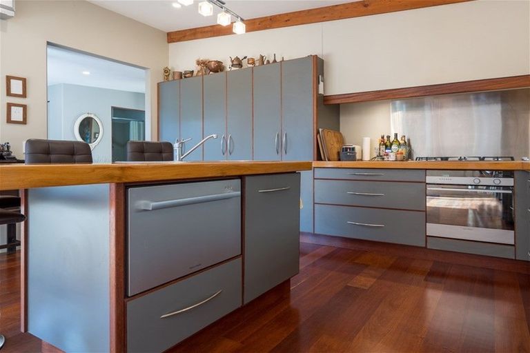 Photo of property in 17 Taumata Close, Paihia, 0200