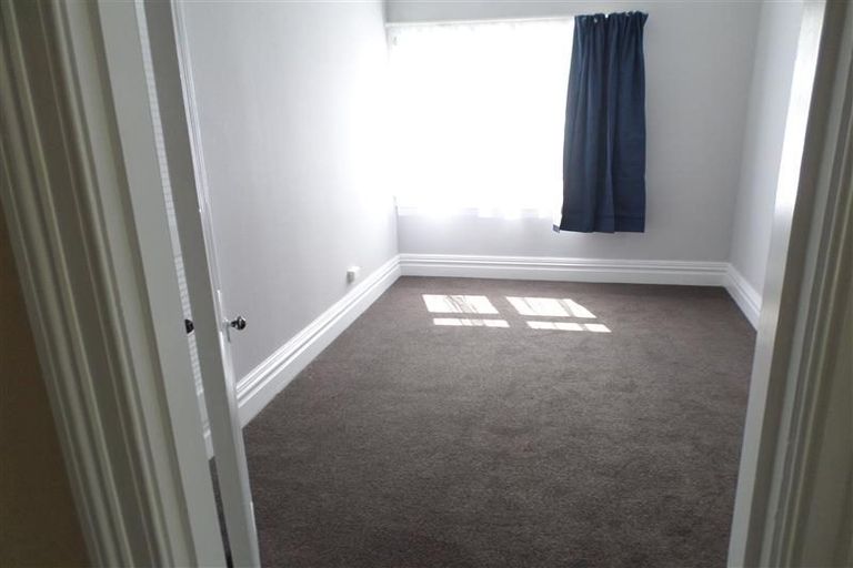 Photo of property in 73 Osborne Street, Waltham, Christchurch, 8011