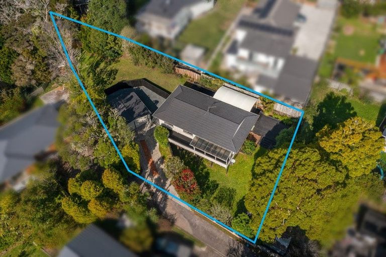 Photo of property in 29 Cantina Avenue, Bayview, Auckland, 0629