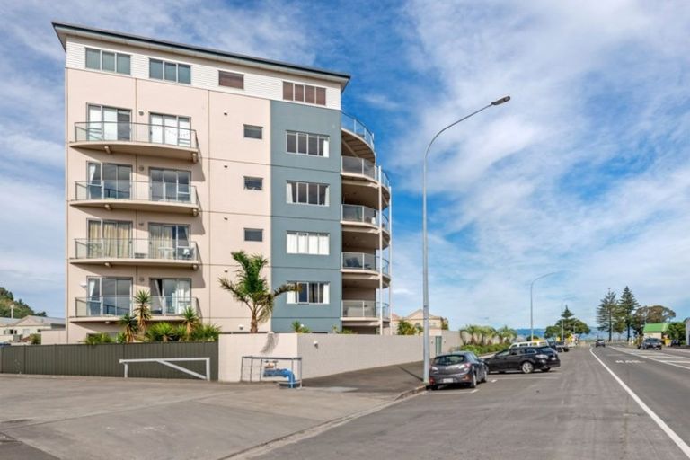Photo of property in Bay View, 6/90 Customhouse Street, Gisborne, 4010