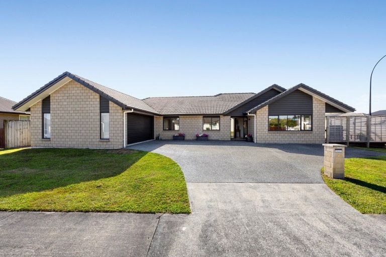 Photo of property in 2 Teatree Close, Huntington, Hamilton, 3210