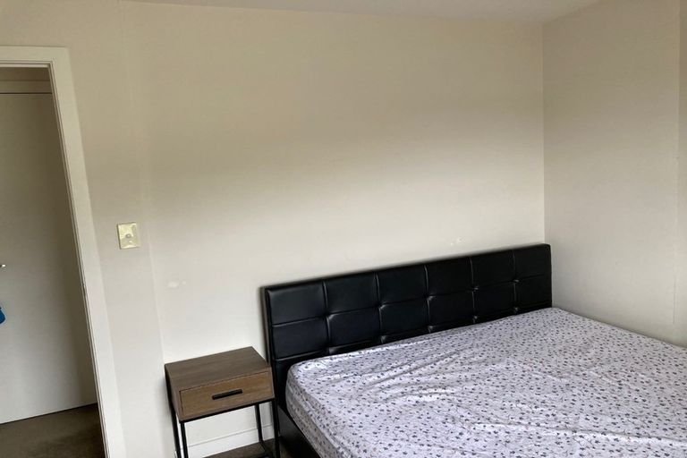 Photo of property in 18a Franklyn Road, Tawa, Wellington, 5028