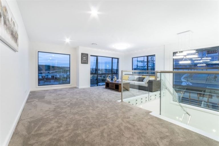 Photo of property in 5 Bight Road, Long Bay, Auckland, 0630