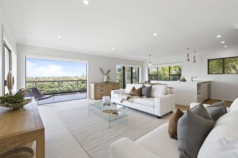 Photo of property in 1/57 Gulf View Road, Murrays Bay, Auckland, 0630