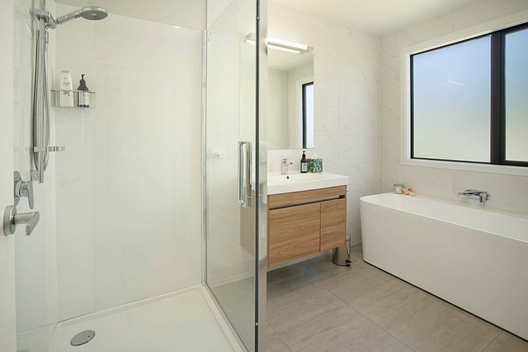 Photo of property in 50 Covent Drive, Stoke, Nelson, 7011