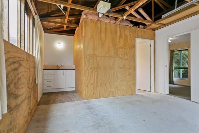 Photo of property in 8 Oxford Street, Tirau, 3410