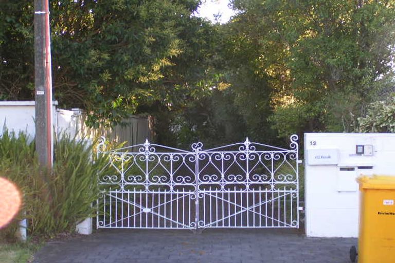 Photo of property in 12 Sydney Street, Hauraki, Auckland, 0622