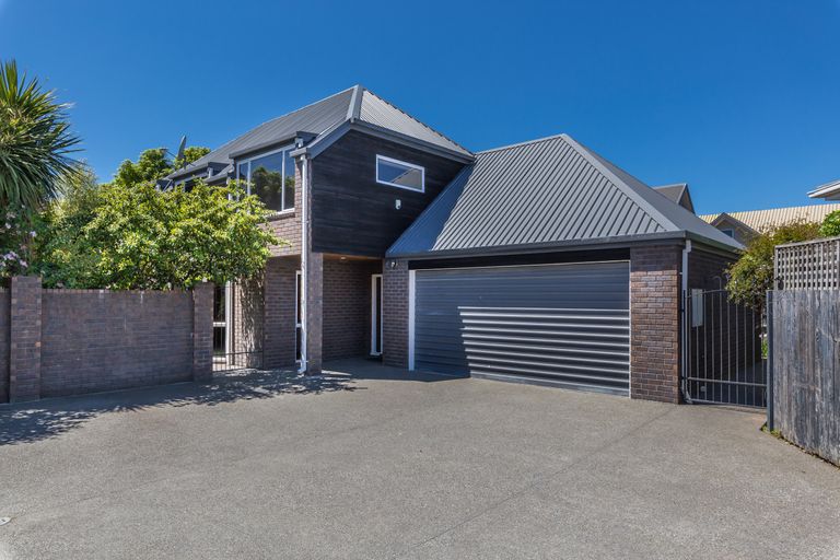 Photo of property in 376a Memorial Avenue, Burnside, Christchurch, 8053