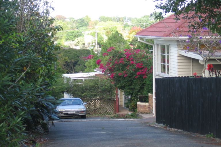 Photo of property in 1/178 Old Titirangi Road, New Lynn, Auckland, 0600
