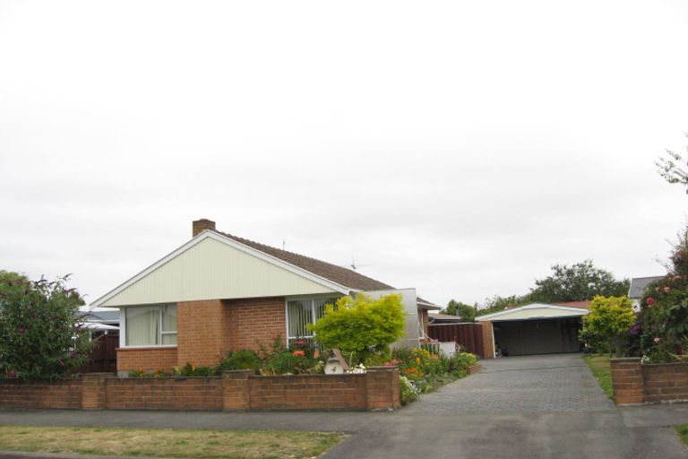 Photo of property in 4 Besant Place, Avondale, Christchurch, 8061