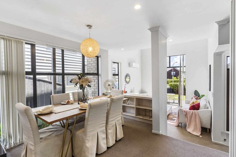 Photo of property in 16 Hirimate Place, Flat Bush, Auckland, 2019