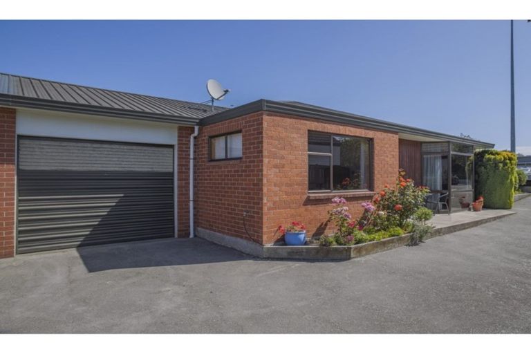 Photo of property in 1/3 Sealy Street, Highfield, Timaru, 7910