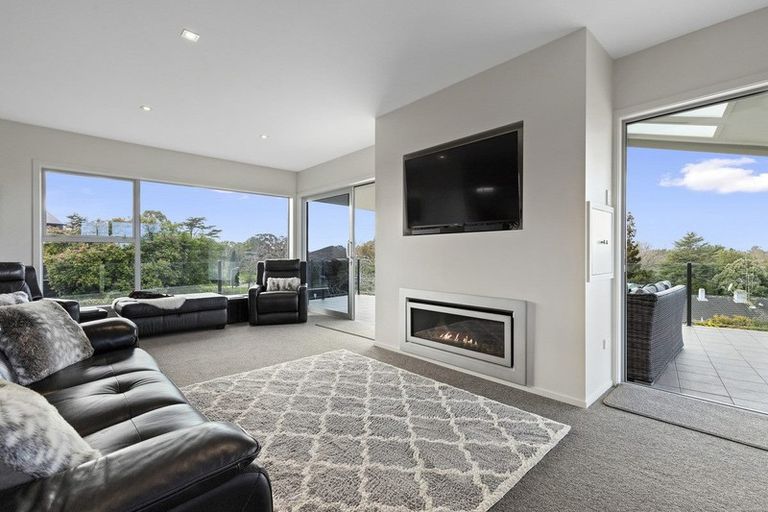 Photo of property in 67 Braid Road, St Andrews, Hamilton, 3200