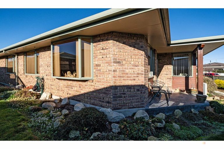 Photo of property in 3 Lewis Street, Geraldine, 7930