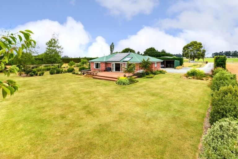 Photo of property in 525 Mclaughlins Road, Darfield, 7571