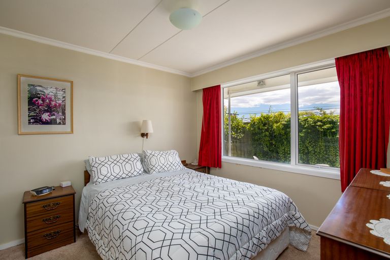 Photo of property in 38 Clutha Street, Alexandra, 9320