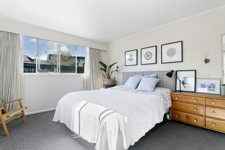 Photo of property in 50 Shepherd Road, Waipahihi, Taupo, 3330