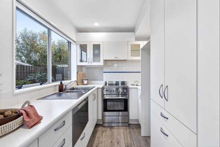 Photo of property in 12 Highgrove Way, The Wood, Nelson, 7010