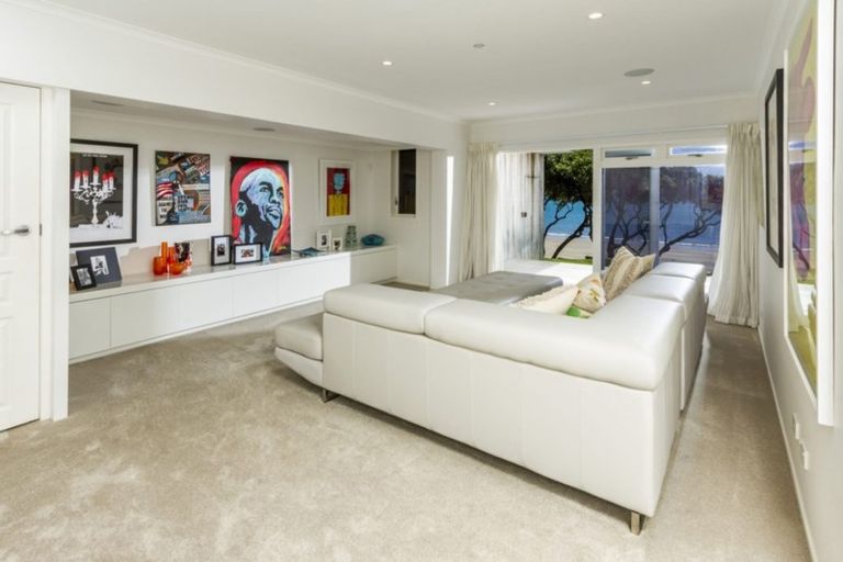 Photo of property in 2/34 Whitby Crescent, Mairangi Bay, Auckland, 0630