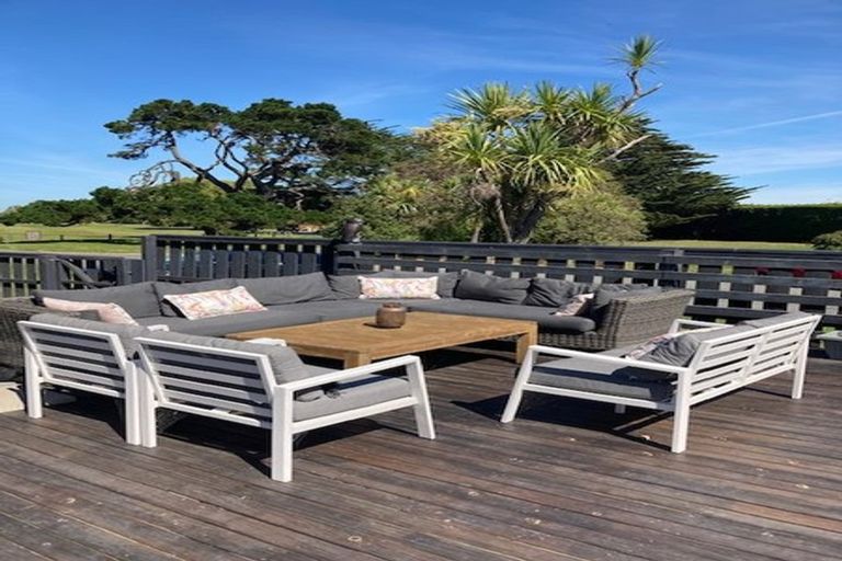 Photo of property in 44 Rotten Row, Waikuku Beach, 7473