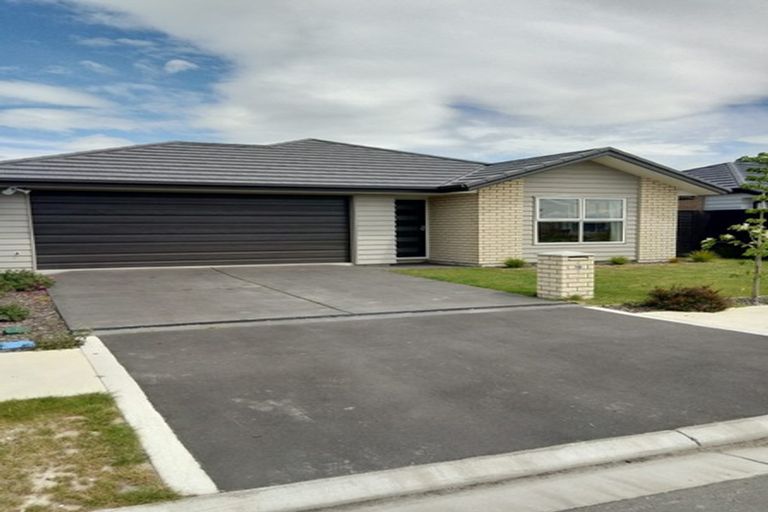 Photo of property in 18 Hannington Way, Rolleston, 7615