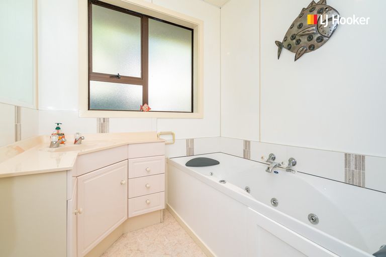 Photo of property in 30 Frances Street, Broad Bay, Dunedin, 9014