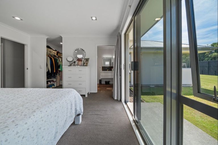 Photo of property in 3 Margaret Alice Close, Whalers Gate, New Plymouth, 4310