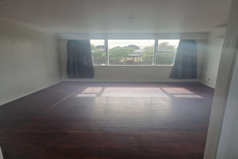 Photo of property in 3 Hywell Place, Manurewa, Auckland, 2102