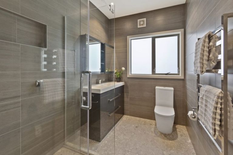 Photo of property in 200 Charles Prevost Drive, The Gardens, Auckland, 2105