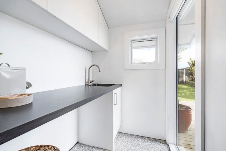Photo of property in 228 Carrington Street, Vogeltown, New Plymouth, 4310