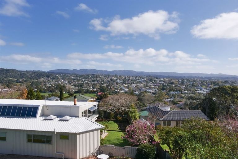 Photo of property in 67d Pleasant Road, Glen Eden, Auckland, 0602