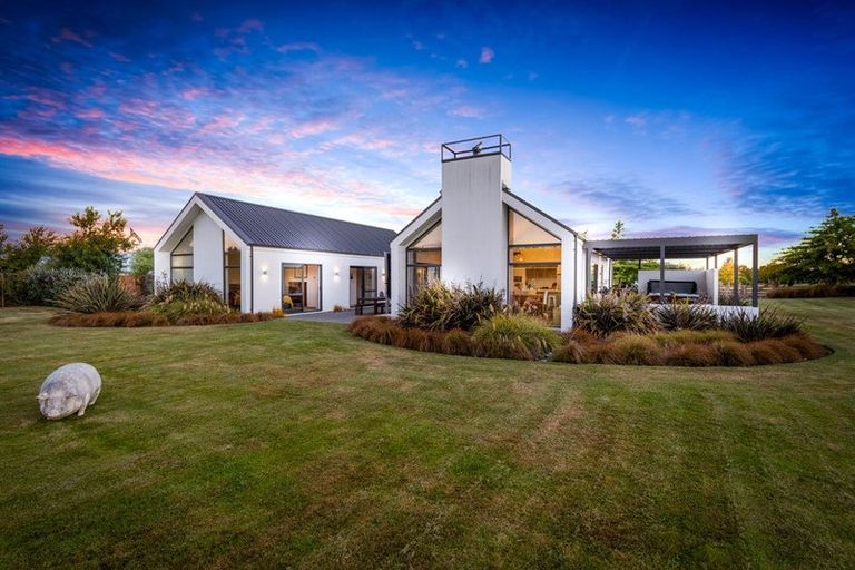 Photo of property in 1 Rotherham Drive, West Melton, 7618