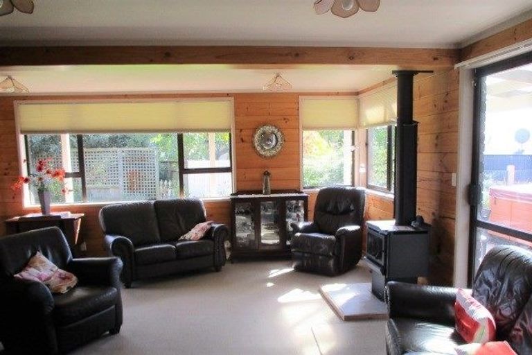 Photo of property in 22 Lewis Road, Lynmore, Rotorua, 3010