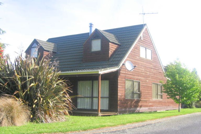 Photo of property in 3 Totara Street, Ohakune, 4625