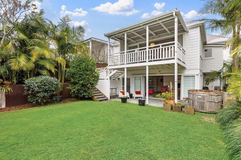 Photo of property in 15 Grosvenor Street, Grey Lynn, Auckland, 1021