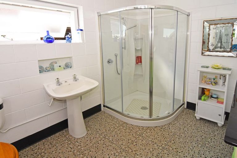 Photo of property in 17 Queen Alexandra Street, Lansdowne, Masterton, 5810