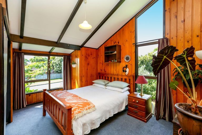 Photo of property in 6 Ainslee Street, Highlands Park, New Plymouth, 4312