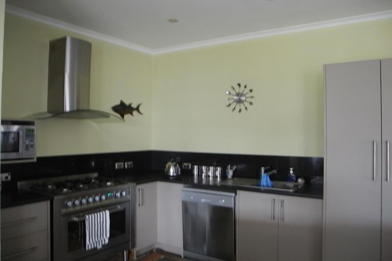 Photo of property in 12 Grace Street, Waimate, 7924